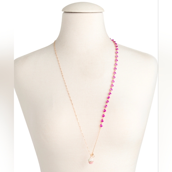 💕🔹️Betsey Johnson 🔹️Pink Heart  Cupcake Crystal Heart  Layer Pendant Necklace - Picture 3 of 6
